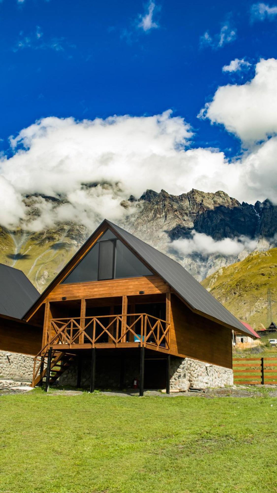 Cliffside Cottage Kazbegi Kültér fotó