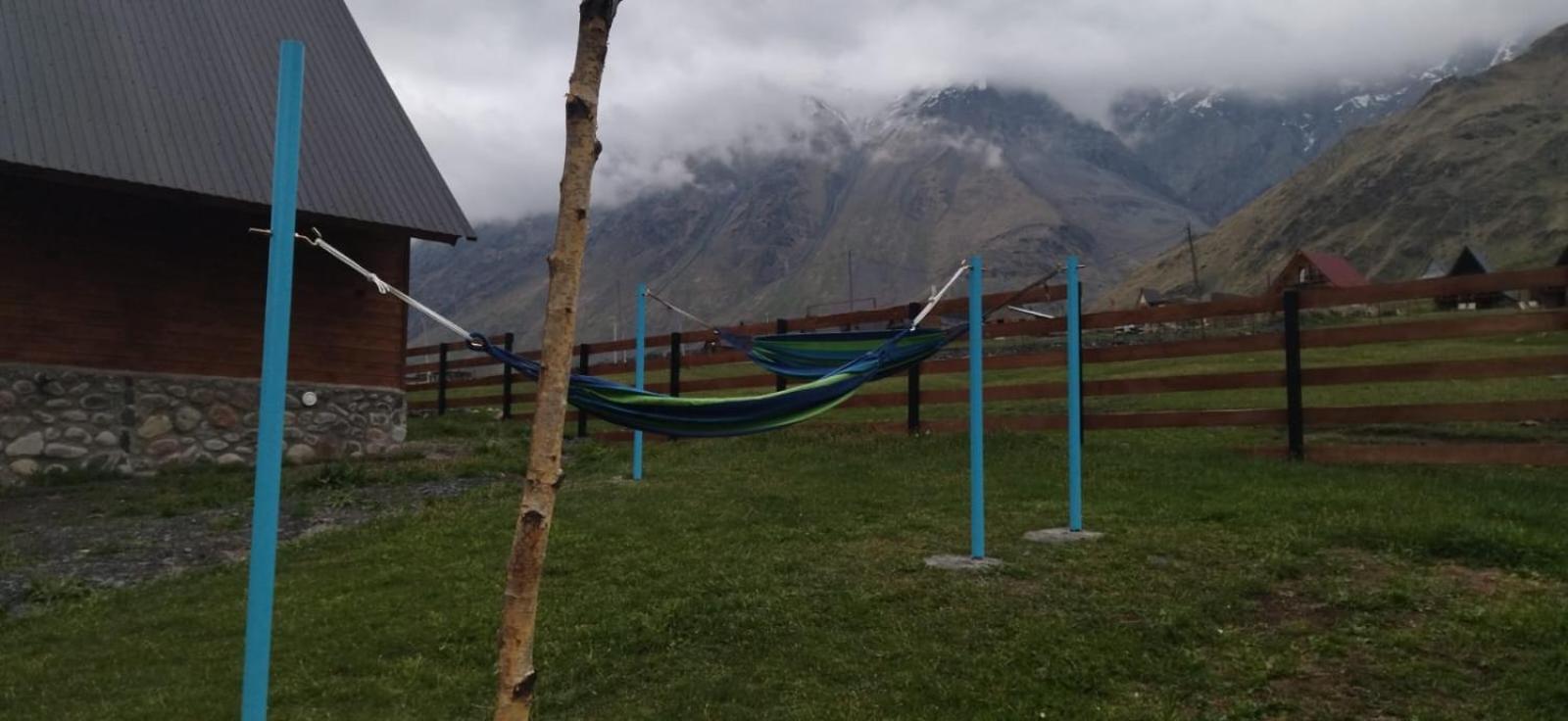 Cliffside Cottage Kazbegi Kültér fotó